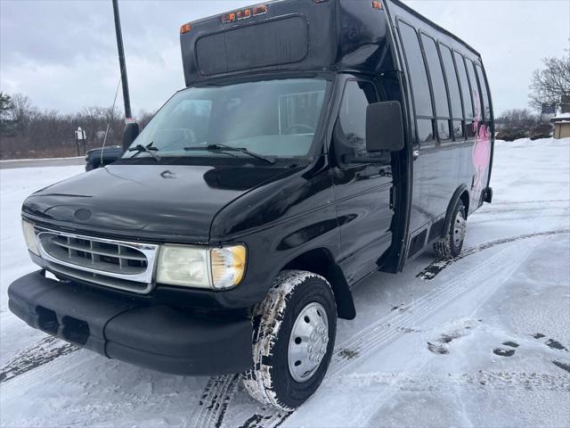 1999 Ford E-350 RV Cutaway Standard