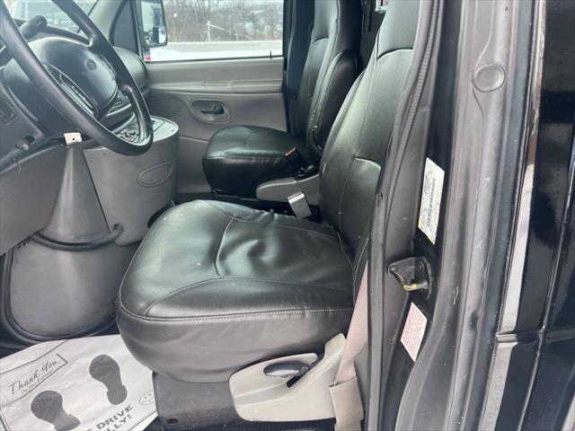 1999 Ford E-350 RV Cutaway Standard