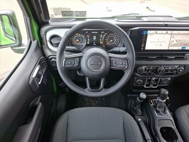 2025 Jeep Wrangler 4-Door Summit 4x4