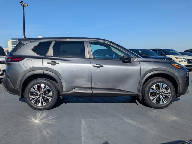 2022 Nissan Rogue SV FWD