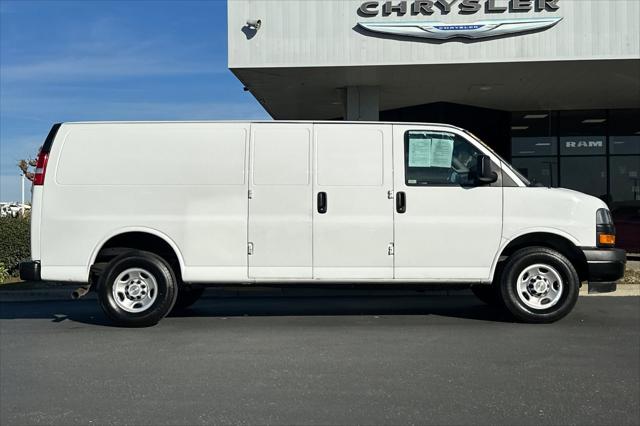2022 Chevrolet Express Cargo RWD 2500 Extended Wheelbase WT