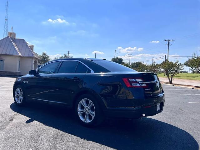 2017 Ford Taurus SE