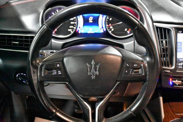 2017 Maserati Levante Standard