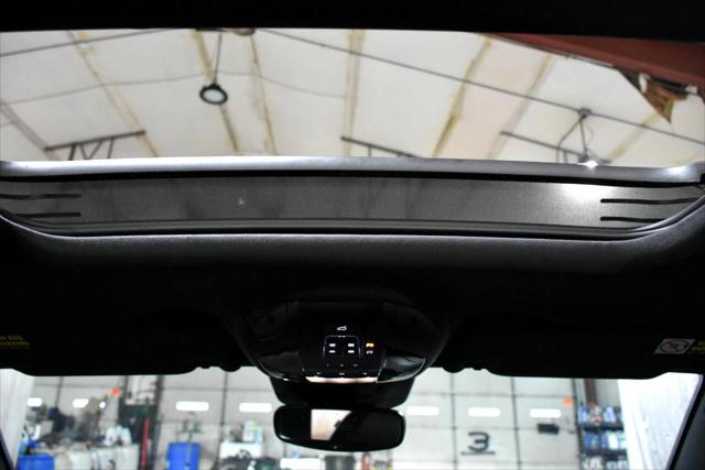 2017 Maserati Levante Standard