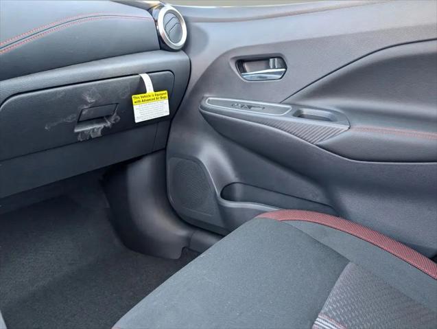 2025 Nissan Versa 1.6 SR
