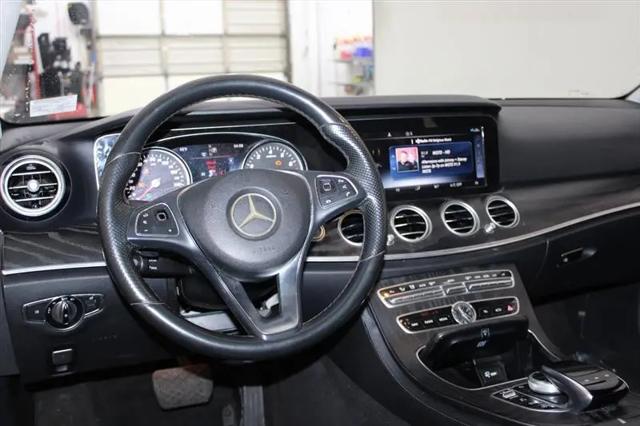 2018 Mercedes-Benz E-CLASS E 300 E 300