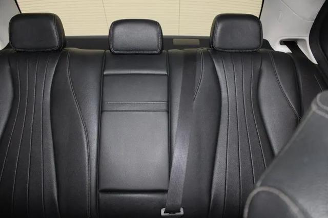 2018 Mercedes-Benz E-CLASS E 300 E 300