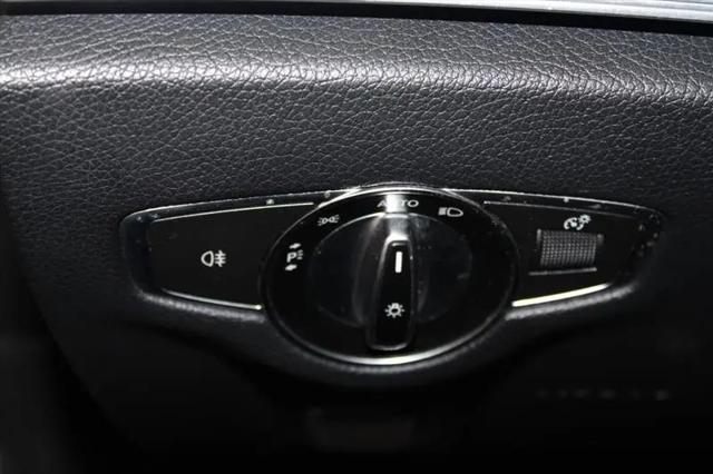 2018 Mercedes-Benz E-CLASS E 300 E 300