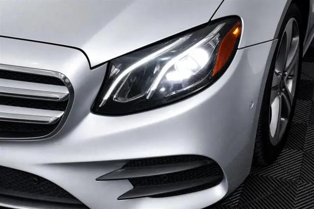 2018 Mercedes-Benz E-CLASS E 300 E 300