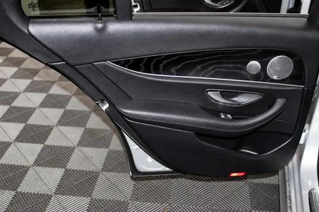 2018 Mercedes-Benz E-CLASS E 300 E 300