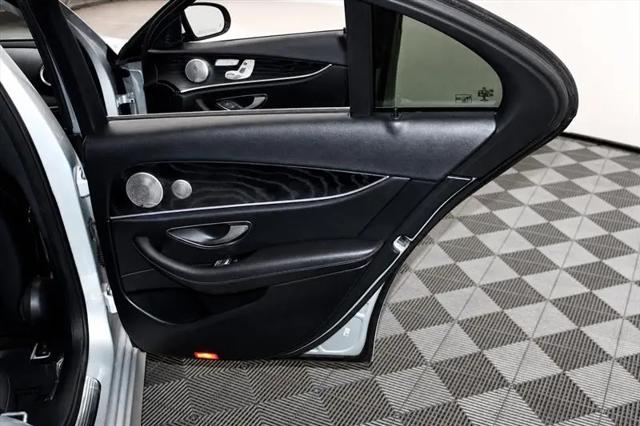 2018 Mercedes-Benz E-CLASS E 300 E 300
