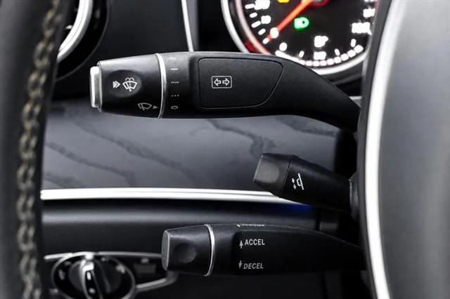 2018 Mercedes-Benz E-CLASS E 300 E 300