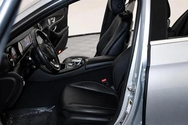 2018 Mercedes-Benz E-CLASS E 300 E 300
