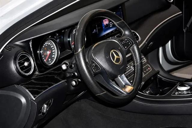 2018 Mercedes-Benz E-CLASS E 300 E 300