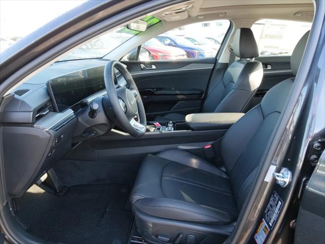 2025 Kia K5 EX