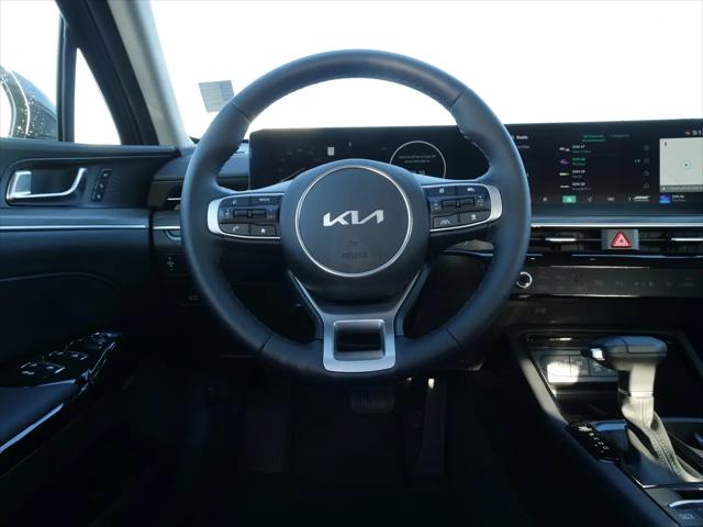 2025 Kia K5 EX