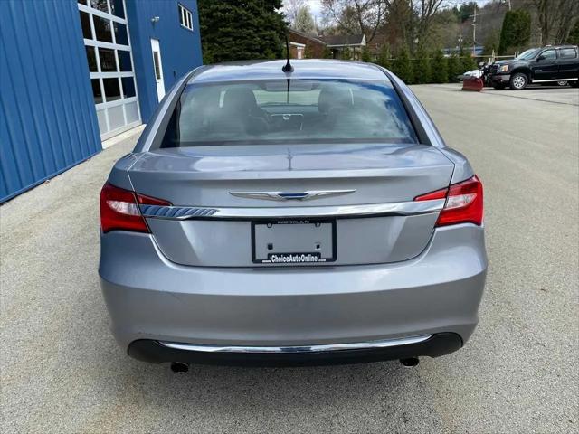 2013 Chrysler 200 Limited