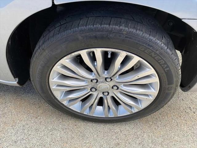 2013 Chrysler 200 Limited