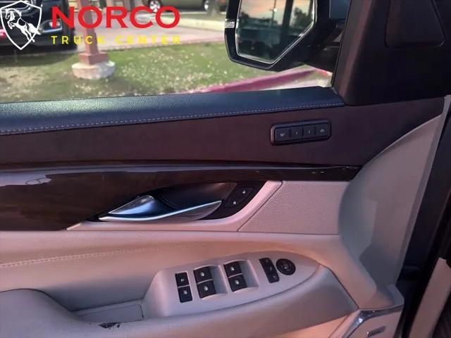 2019 Cadillac Escalade ESV Luxury