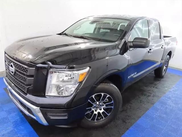 2023 Nissan Titan Crew Cab SV 4x2