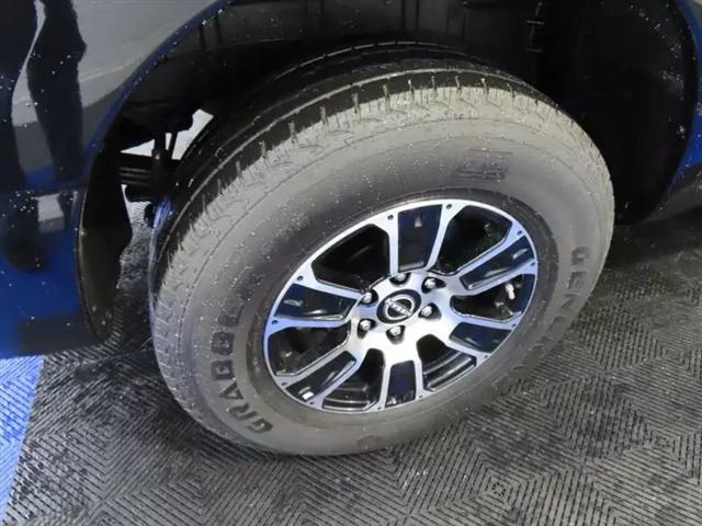 2023 Nissan Titan Crew Cab SV 4x2