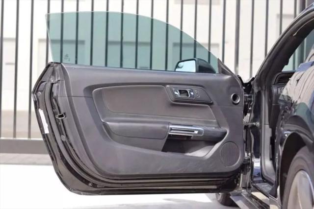 2015 Ford Mustang V6