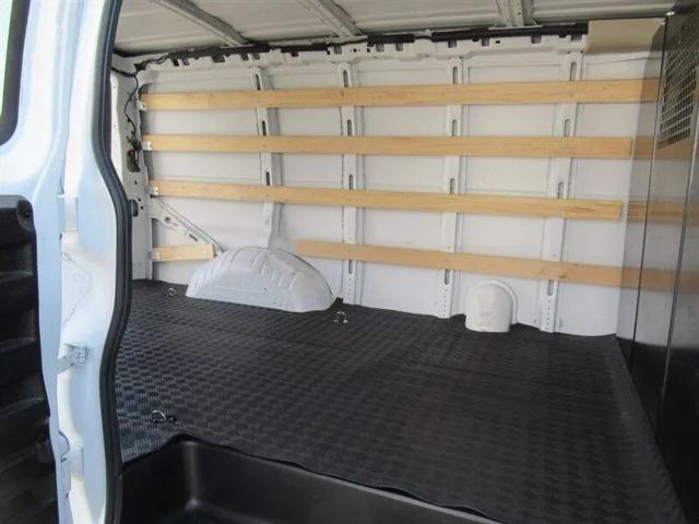 2022 Chevrolet Express Cargo Van RWD 2500 Regular Wheelbase WT