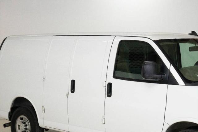 2017 Chevrolet Express Work Van