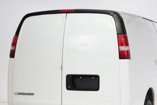 2017 Chevrolet Express Work Van
