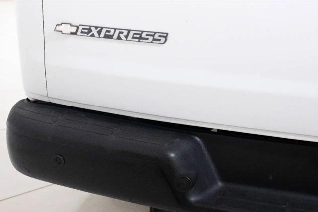 2017 Chevrolet Express Work Van