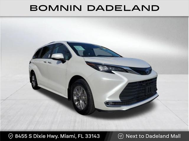 2024 Toyota Sienna XLE