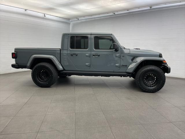 2025 Jeep Gladiator GLADIATOR NIGHTHAWK 4X4