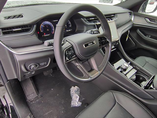 2025 Jeep Grand Cherokee GRAND CHEROKEE L OVERLAND 4X4
