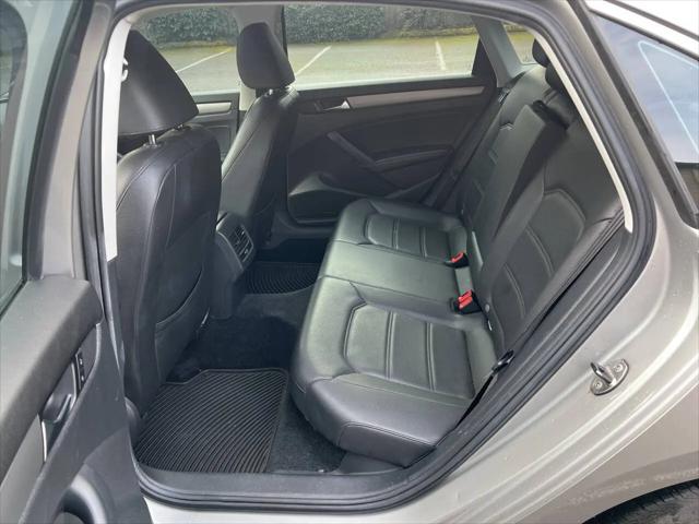 2014 Volkswagen Passat 2.5L SE