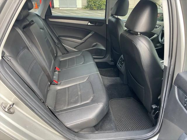 2014 Volkswagen Passat 2.5L SE