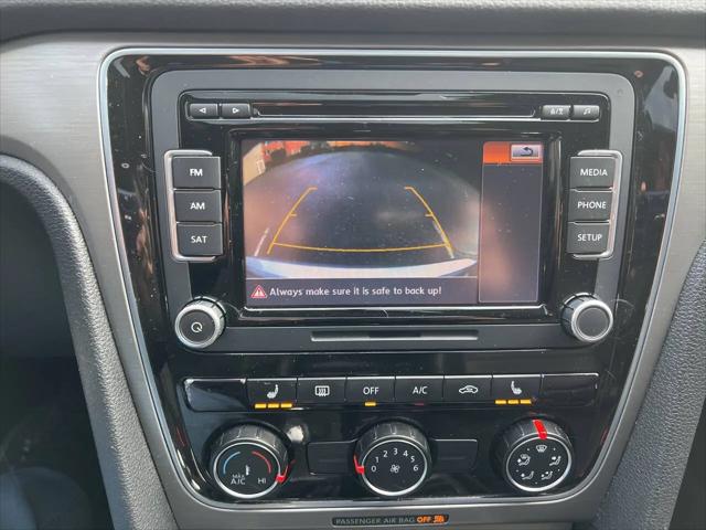 2014 Volkswagen Passat 2.5L SE