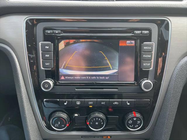 2014 Volkswagen Passat 2.5L SE