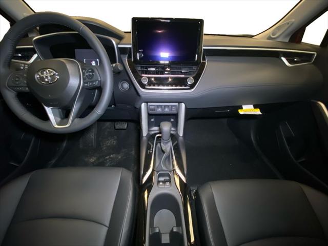 2025 Toyota Corolla Cross XLE