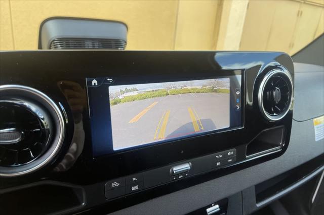 2025 Mercedes-Benz Sprinter 2500 Standard Roof 4-Cyl Diesel