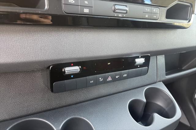 2025 Mercedes-Benz Sprinter 2500 Standard Roof 4-Cyl Diesel