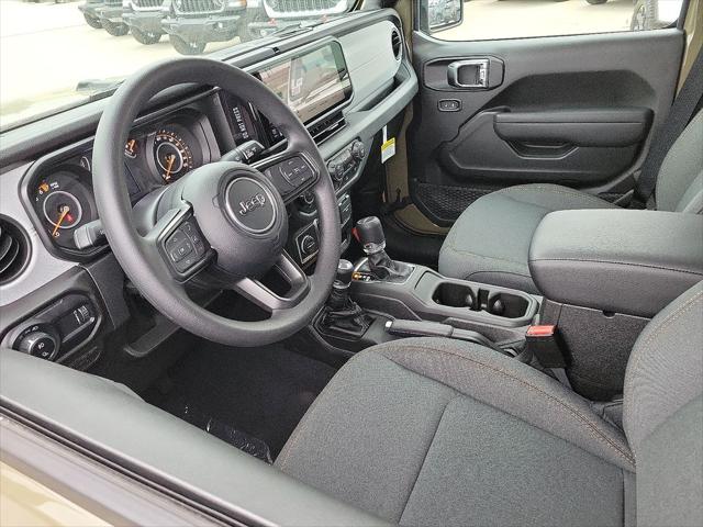 2025 Jeep Gladiator GLADIATOR NIGHTHAWK 4X4