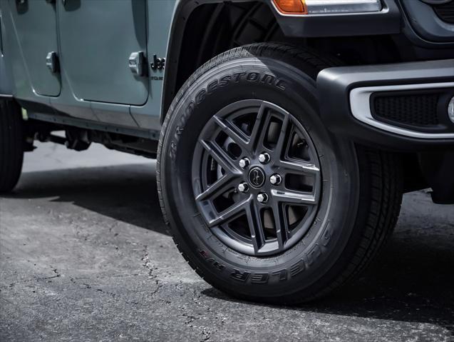 2025 Jeep Gladiator GLADIATOR SPORT S 4X4