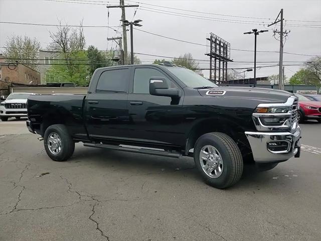 2025 RAM Ram 2500 RAM 2500 TRADESMAN CREW CAB 4X4 64 BOX