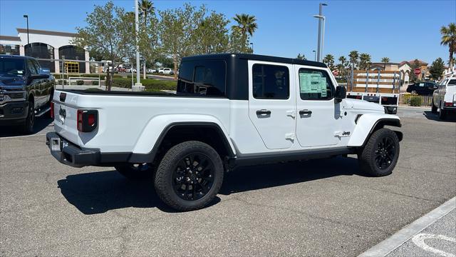 2025 Jeep Gladiator GLADIATOR NIGHTHAWK 4X4