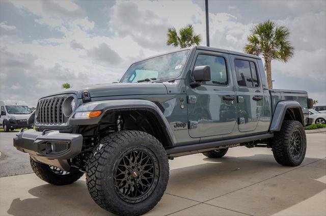 2025 Jeep Gladiator GLADIATOR NIGHTHAWK 4X4