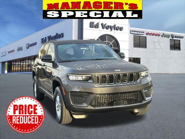 2025 Jeep Grand Cherokee GRAND CHEROKEE LAREDO 4X2