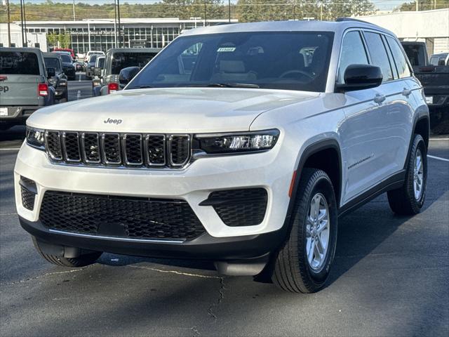 2025 Jeep Grand Cherokee GRAND CHEROKEE LAREDO 4X2
