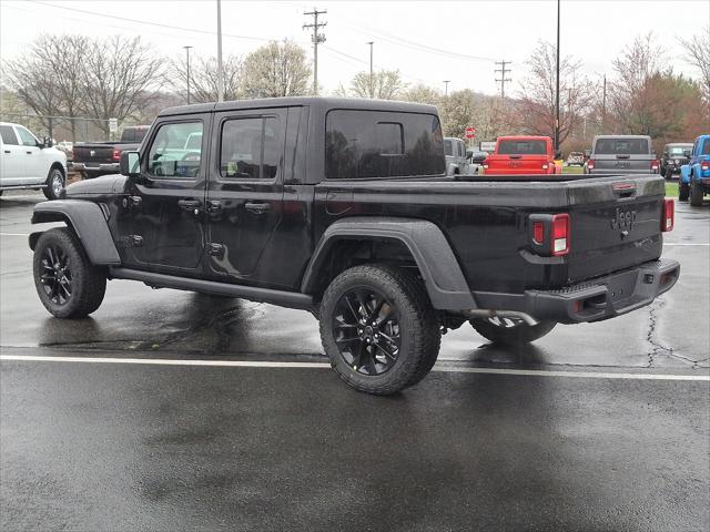 2025 Jeep Gladiator GLADIATOR NIGHTHAWK 4X4