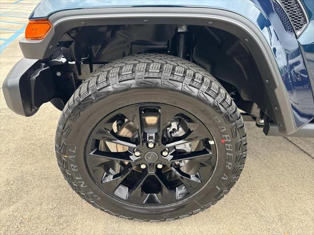 2025 Jeep Gladiator GLADIATOR NIGHTHAWK 4X4