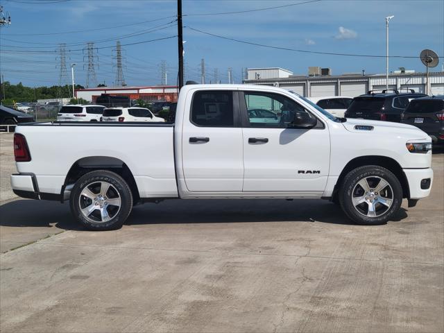 2025 RAM Ram 1500 RAM 1500 TRADESMAN QUAD CAB 4X2 64 BOX